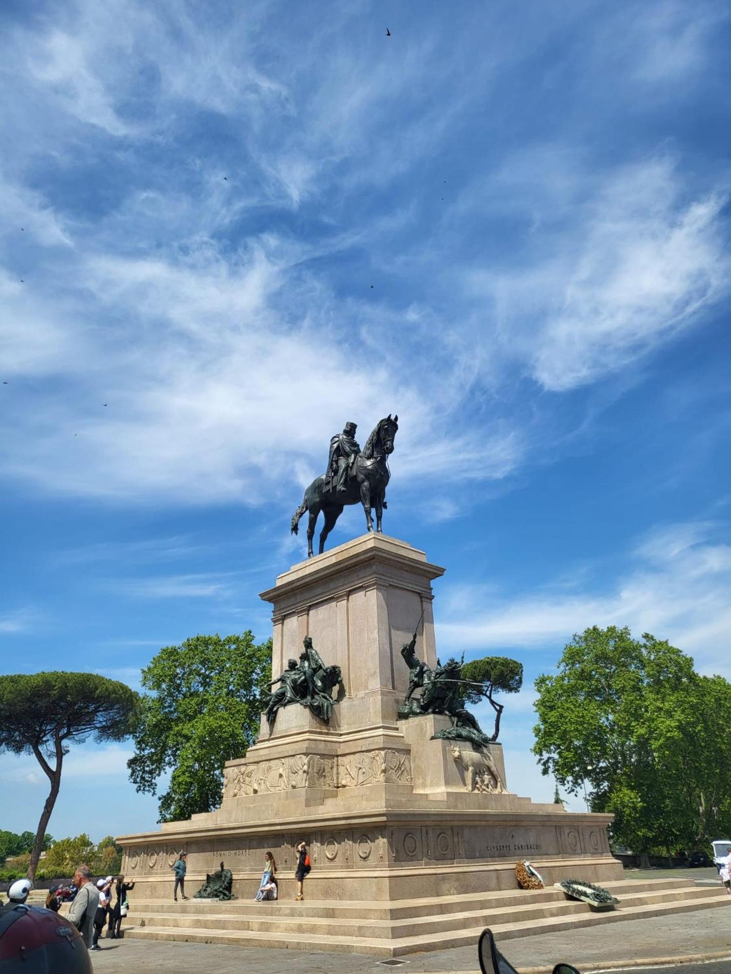 Khris - Trastevere - San Cosimato * Roma
